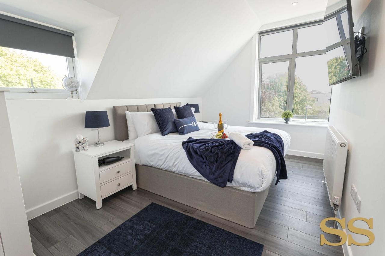 The Hideaway - 1 Minute From 02 Academy - Free Parking - 5 Minutes From The - Fast Wi-fi - Smart Tv * Bournemouth